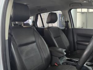 Ford Everest 2.2TDCi XLT auto - Image 27