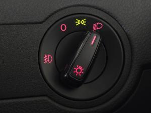 Volkswagen Polo Vivo hatch 1.4 Comfortline - Image 10