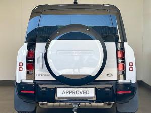 Land Rover Defender 130 D300 X-Dynamic HSE - Image 8