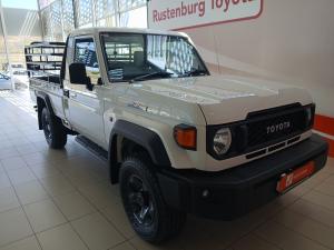 Toyota Land Cruiser 79 2.8GD-6 single cab auto - Image 1
