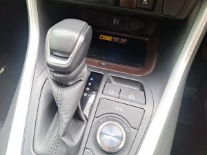 Toyota RAV4 2.5 Hybrid VX E-Four - Image 13
