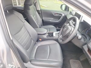 Toyota RAV4 2.5 Hybrid VX E-Four - Image 17