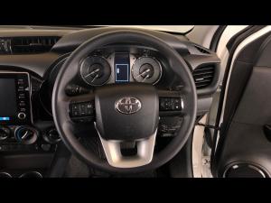 Toyota Hilux 2.4GD-6 double cab 4x4 Raider auto - Image 8