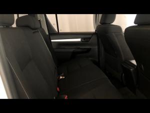 Toyota Hilux 2.4GD-6 double cab 4x4 Raider auto - Image 12