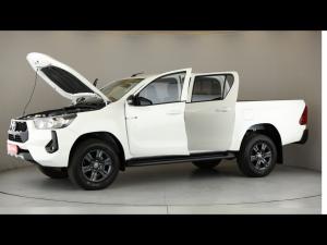 Toyota Hilux 2.4GD-6 double cab 4x4 Raider auto - Image 27