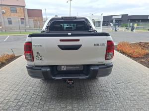 Toyota Hilux 2.8GD-6 double cab 4x4 Raider auto - Image 5