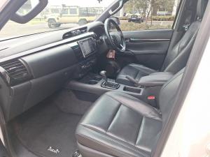 Toyota Hilux 2.8GD-6 double cab 4x4 Raider auto - Image 7