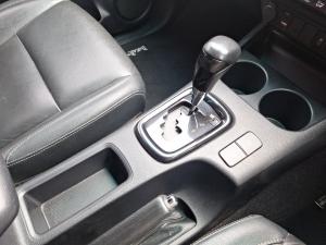 Toyota Hilux 2.8GD-6 double cab 4x4 Raider auto - Image 12
