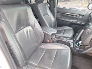 Toyota Hilux 2.8GD-6 double cab 4x4 Raider auto - Image 15