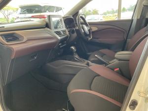 Toyota Starlet Cross 1.5 XS auto - Image 7