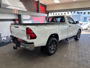 Toyota Hilux 2.4GD-6 single cab Raider manual - Image 2