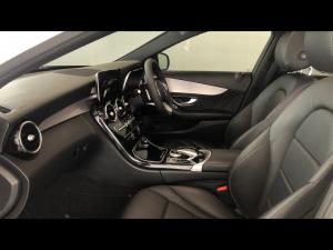 Mercedes-Benz C-Class C200 - Image 7