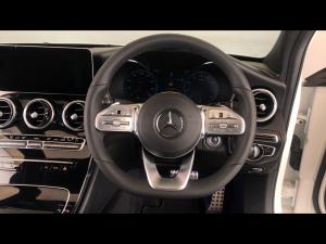 Mercedes-Benz C-Class C200 - Image 8