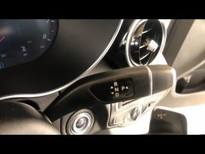 Mercedes-Benz C-Class C200 - Image 15