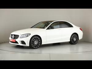 Mercedes-Benz C-Class C200 - Image 23