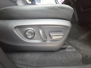 Toyota Land Cruiser Prado 2.8GD VX-R - Image 18