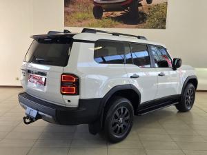 Toyota Land Cruiser Prado 2.8GD VX-R - Image 2