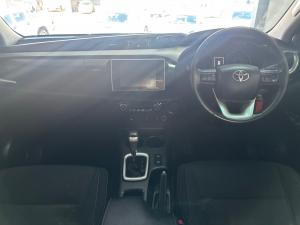 Toyota Hilux 2.8GD-6 double cab Raider auto - Image 6