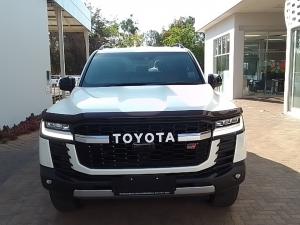 Toyota Land Cruiser 300 3.3D GR-Sport - Image 4