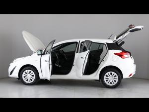 Toyota Yaris 1.5 Xi - Image 26