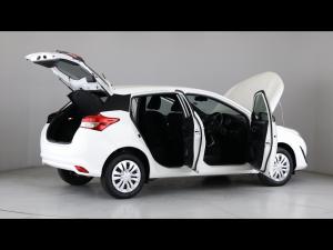Toyota Yaris 1.5 Xi - Image 31