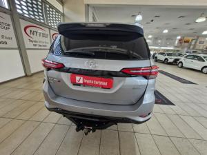 Toyota Fortuner 2.8 GD-6 4X4 VX automatic - Image 5