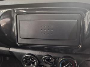 Toyota Hilux 2.0 VvtiP/U Single Cab - Image 11