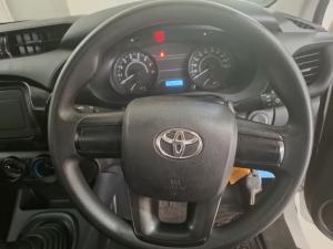 Toyota Hilux 2.0 VvtiP/U Single Cab - Image 8