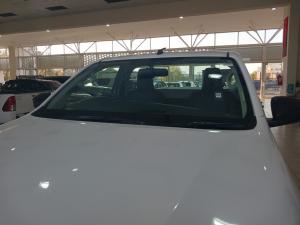Toyota Hilux 2.4 GD-6 SR 4X4S/C - Image 14