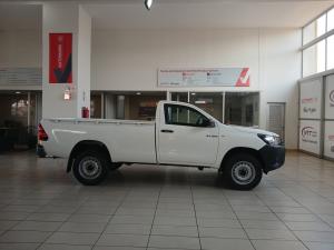 Toyota Hilux 2.4 GD-6 SR 4X4S/C - Image 3