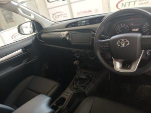 Toyota Hilux 2.4 GD-6 SR 4X4S/C - Image 6