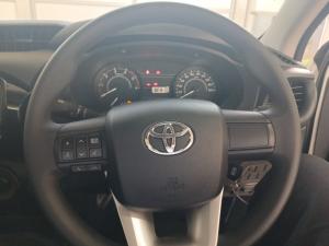 Toyota Hilux 2.4 GD-6 SR 4X4S/C - Image 8