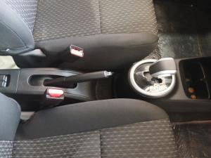 Toyota Vitz 1.0 XR AMT - Image 11