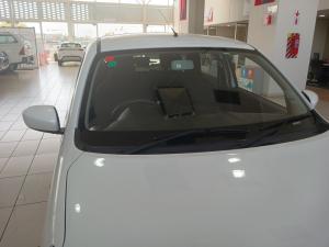 Toyota Vitz 1.0 XR AMT - Image 15