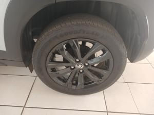 Toyota Starlet Cross 1.5Xs - Image 22