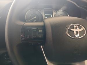 Toyota Hilux 2.4 GD-6 Raider 4X4D/C - Image 9