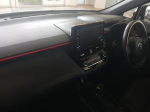 Toyota Corolla Cross 1.8 GR-S Hybrid - Image 17