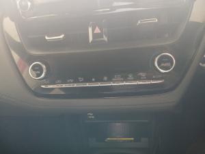 Toyota Corolla Cross 1.8 GR-S Hybrid - Image 18