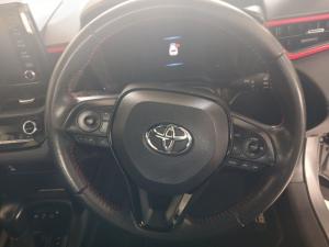 Toyota Corolla Cross 1.8 GR-S Hybrid - Image 8