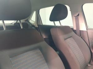 Volkswagen Polo Vivo 1.4 Trendline - Image 13