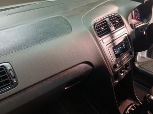 Volkswagen Polo Vivo 1.4 Trendline - Image 21