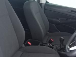 Volkswagen Caddy Kombi 2.0TDi - Image 8