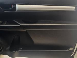 Toyota Hilux 2.4 GD-6 RB RaiderE/CAB - Image 20