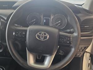 Toyota Hilux 2.4 GD-6 RB RaiderE/CAB - Image 8