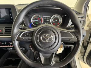 Toyota Starlet 1.5 Xi - Image 10