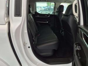 GWM P500 2.4TD Luxury 4X4 automatic D/C - Image 10