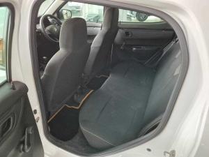 Renault Kwid 1.0 Expression / Life 5-Door - Image 15