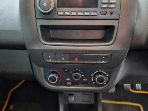 Renault Kwid 1.0 Expression / Life 5-Door - Image 19