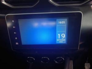 Nissan Magnite 1.0 Turbo Acenta Plus manual - Image 8