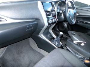 Toyota Yaris 1.5 Xs - Image 8